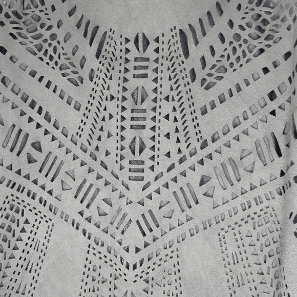 Sam Edelman Women Grey Faux Suede Laser Cut Out Hi-Low Tank Top Sz XS - Picture 7 of 13